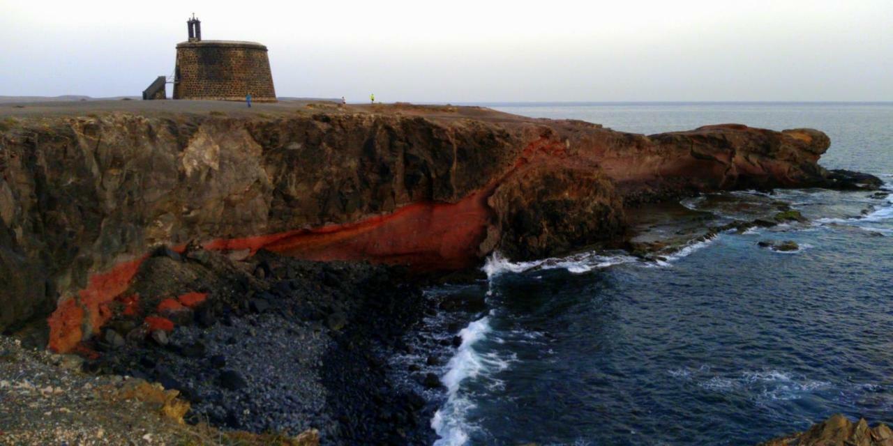 Ocean & Fire Villa Playa Blanca  Exterior photo